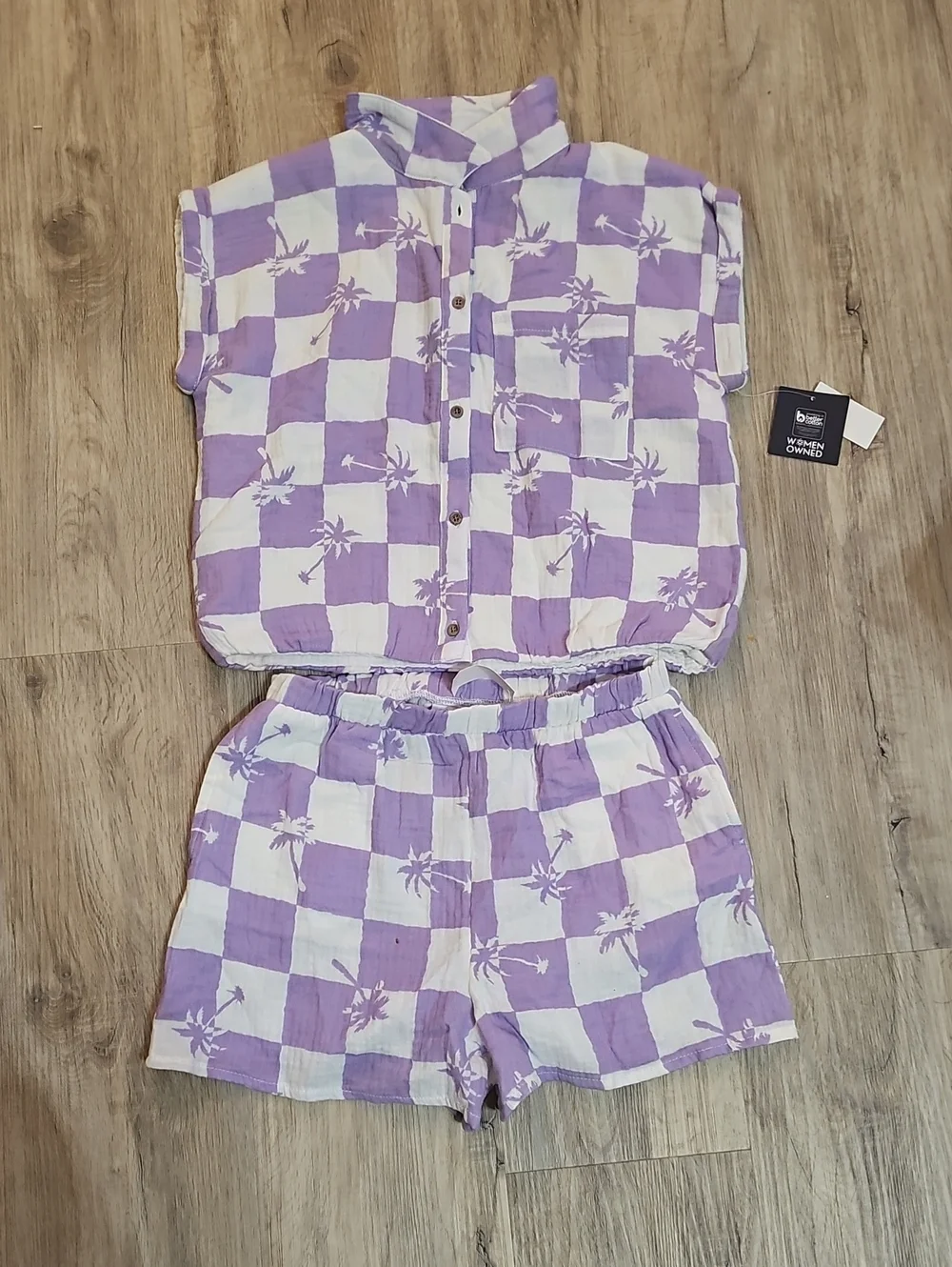 NWT- Grayson Threads